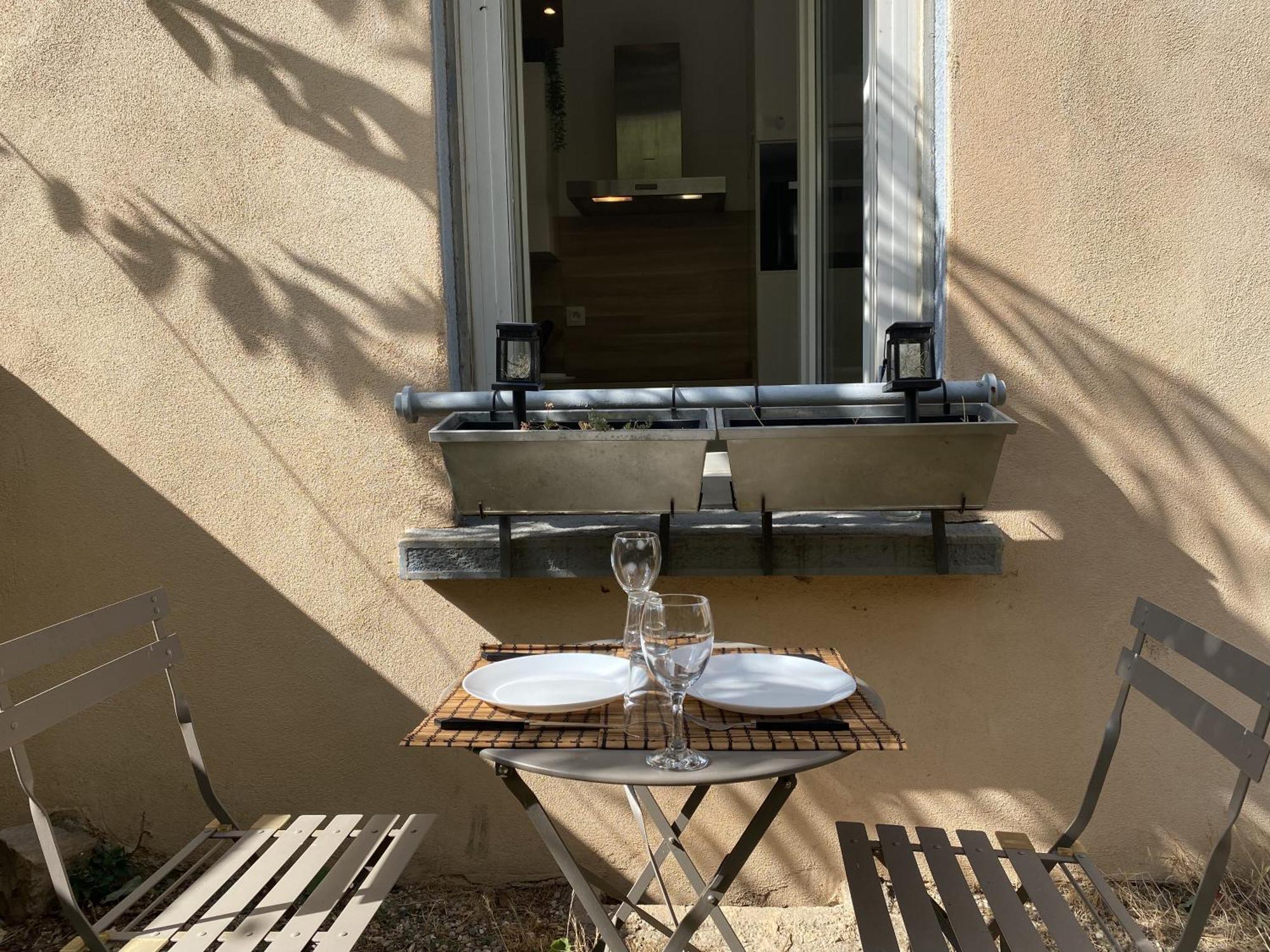 Le Creuset Lyonnais, Bnbconciergerie Buitenkant foto