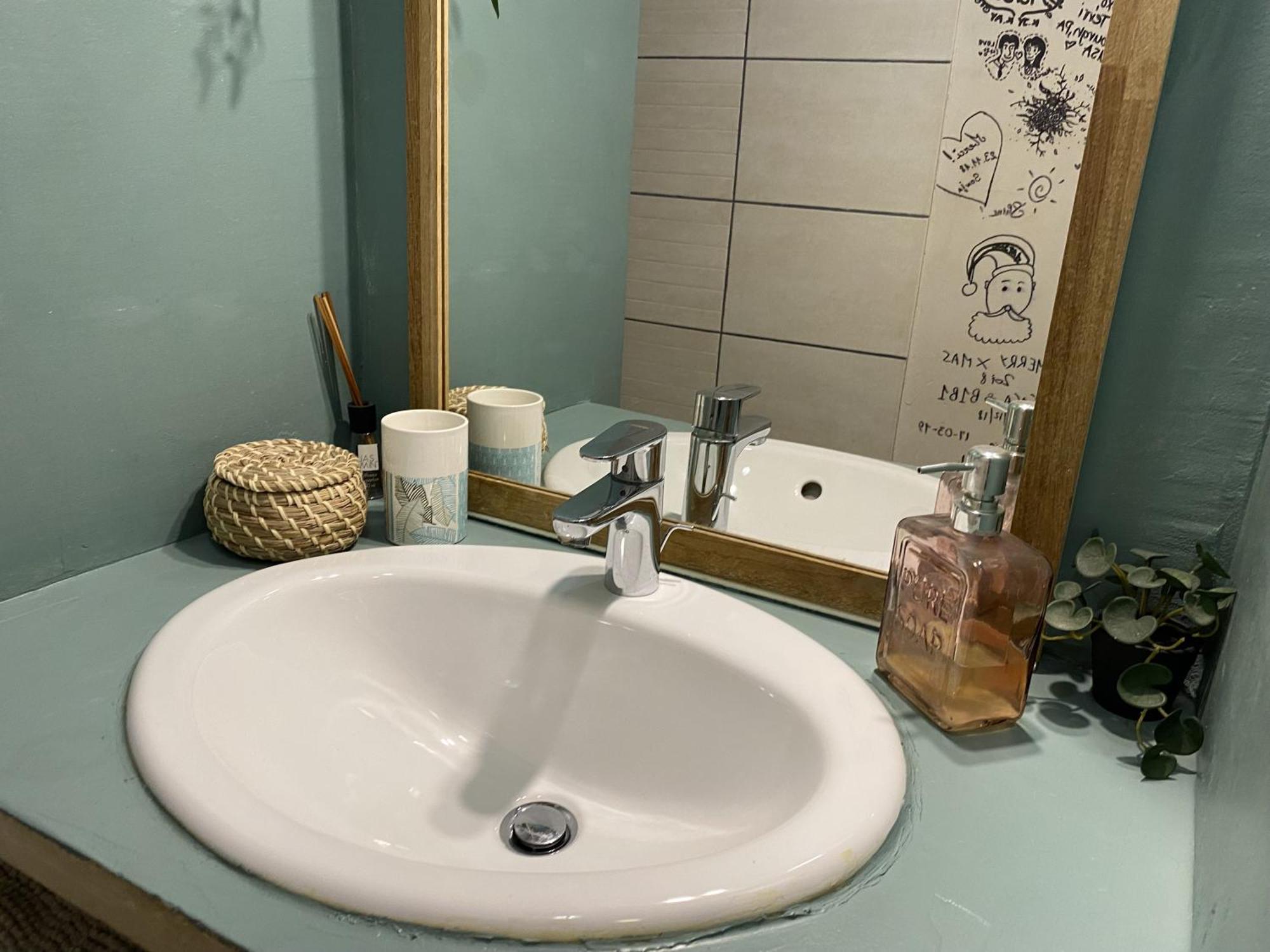 Le Creuset Lyonnais, Bnbconciergerie Buitenkant foto